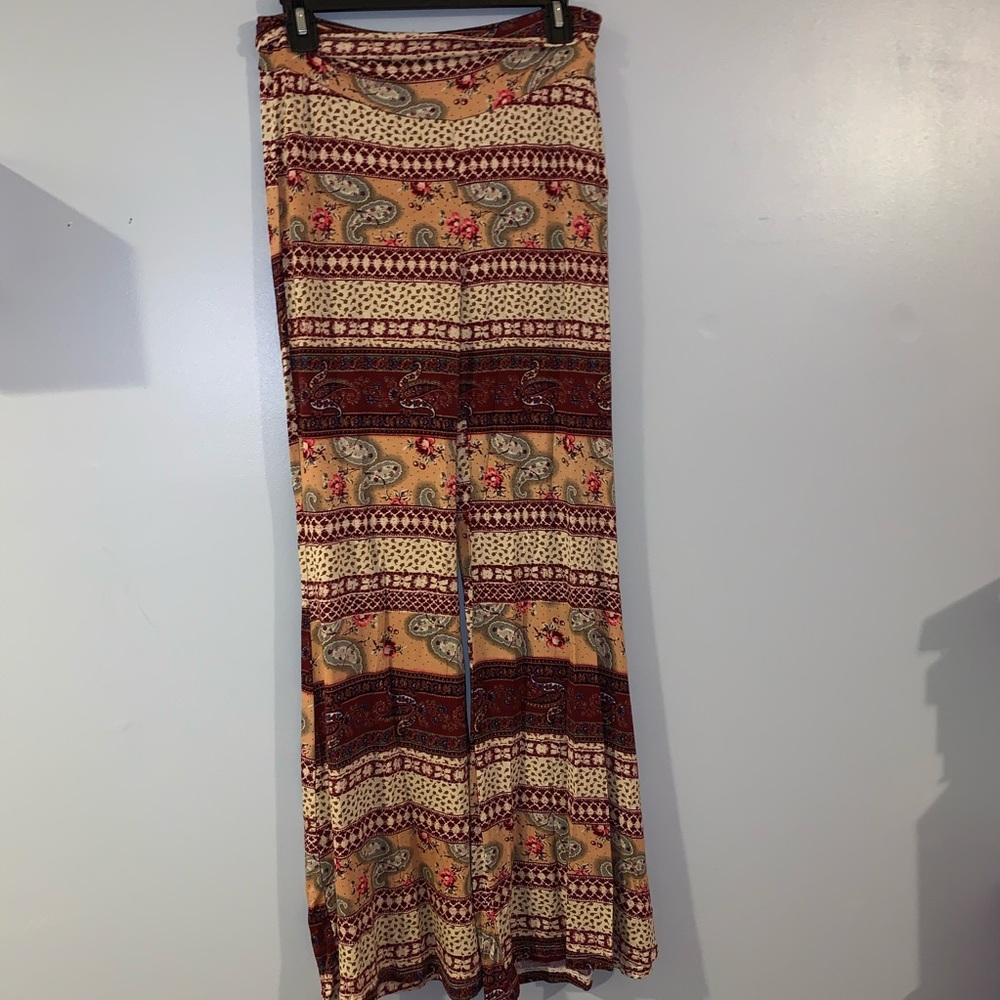 Patterned pants